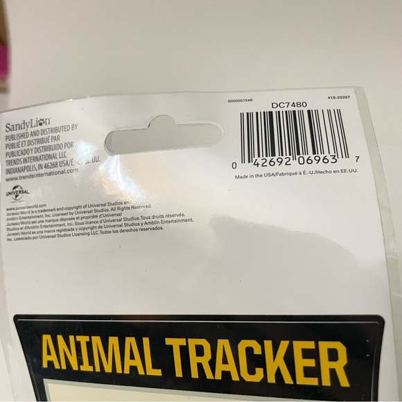 Jurassic World Animal Tracker Decal Sticker Dinosaur - Picture 9 of 13